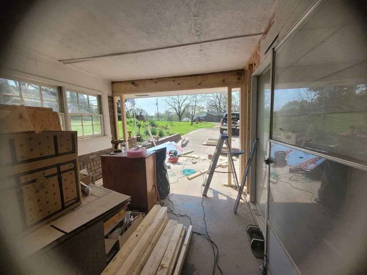 Air movers and dehumidifier for Water Mitigation Services in Live Oak